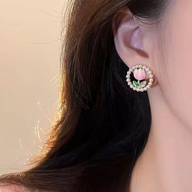 Pearl Floral Circle Stud Earrings