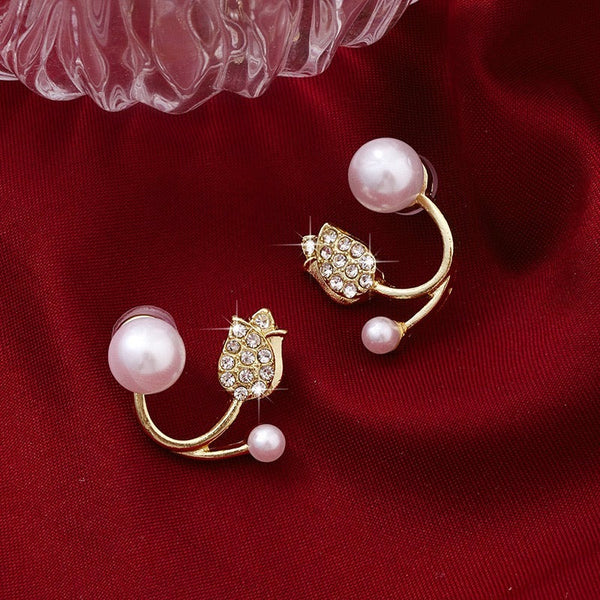 Pearl & Crystal Leaf Ear Cuff Earrings (No Piercing)